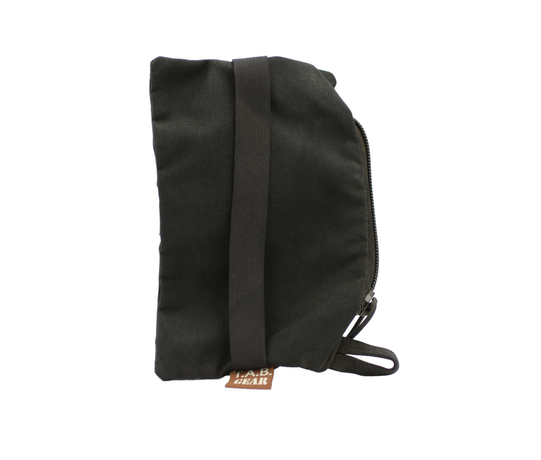 Tab Gear: 30oz Zipper Style Rear Bag - Black