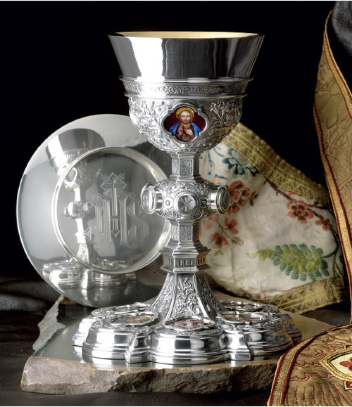 #2970 Chalice & Scale Paten | 9", 15oz. | Sterling Silver | 24K Gold Lined