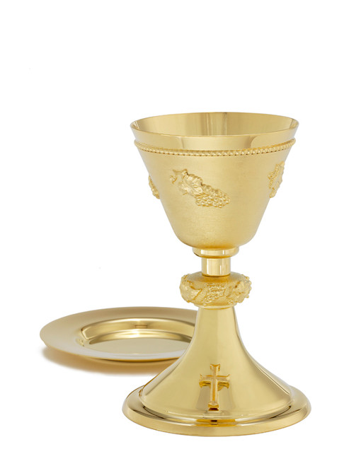 Grape Engraved Chalice & Well Paten | 7 1/8", 8oz. | 24K Gold Plated