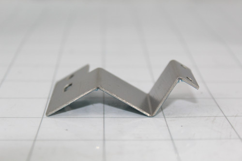 105935 - Side Dacor 105935 - Bracket, HSI, Broil