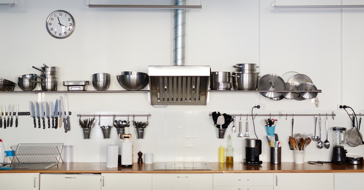 Kitchen Tools That Make Cooking Easier on a Budget