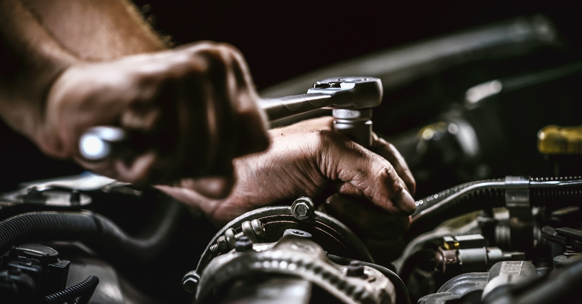 Discount Auto Tools Every DIY Mechanic Should Own