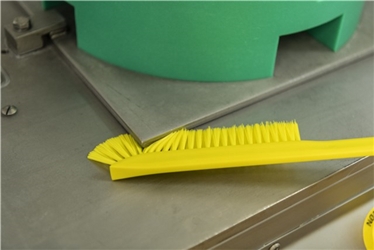 Vikan | Ultra-Slim Cleaning Brush with Long Handle Green