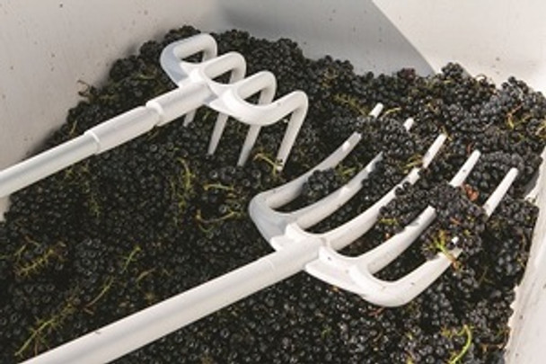 Vikan Hygienic Rake and Fork Bundle Vikan Hygienic Rake and Fork Bundle