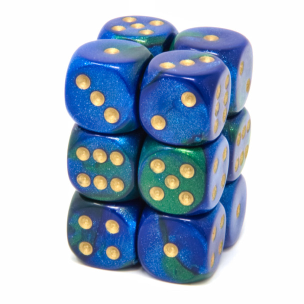 Chessex - Set de 12 dados D6 de 16mm Gemini® Azul-Verde/Dorado