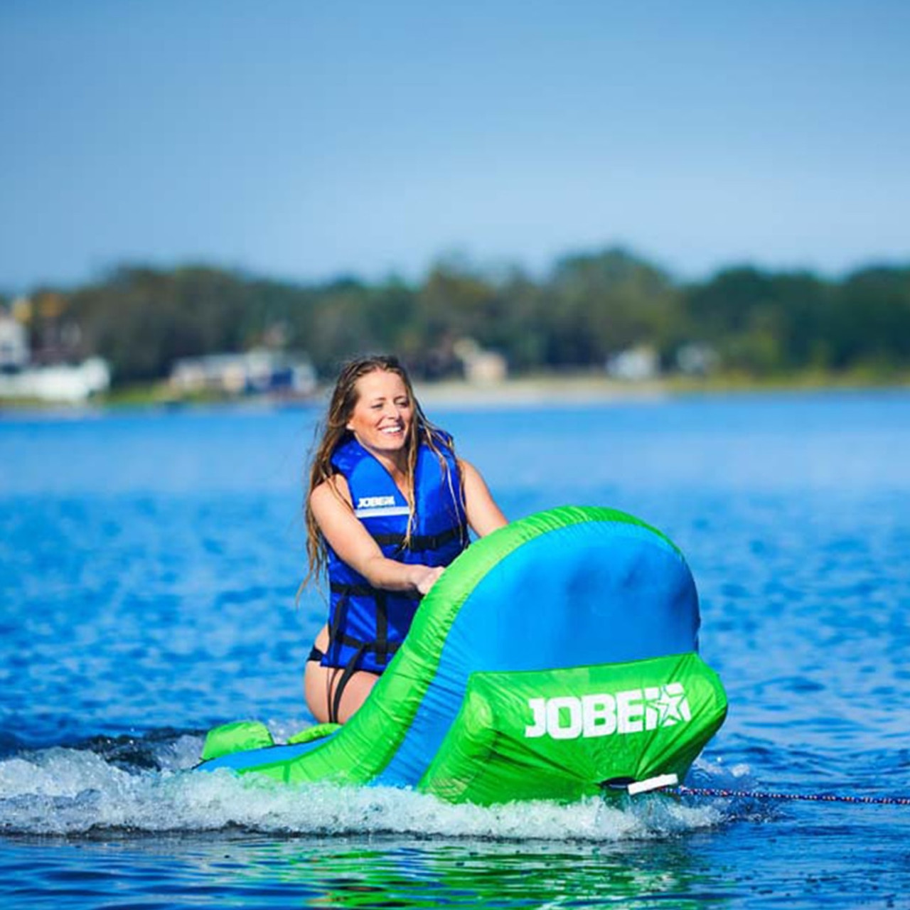 towable inflatable ring