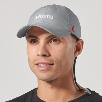 Musto Essential Fast Dry Crew Cap - Stormy Weather, model