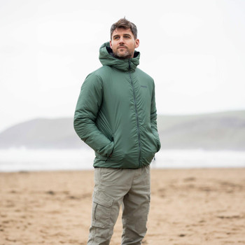 Musto Men's Reversible Insulated Jacket, green lifestyle