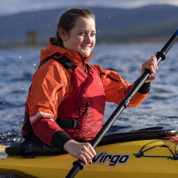 NRS Women's Siren PFD_lifestyle_1