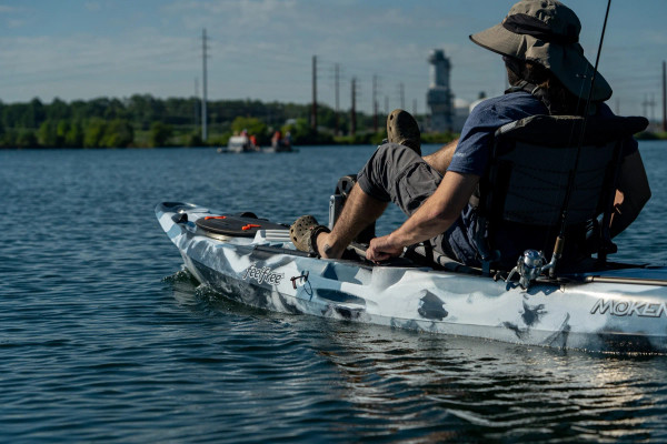 FeelFree Moken 12.5 Angler Pedal Kayak_4