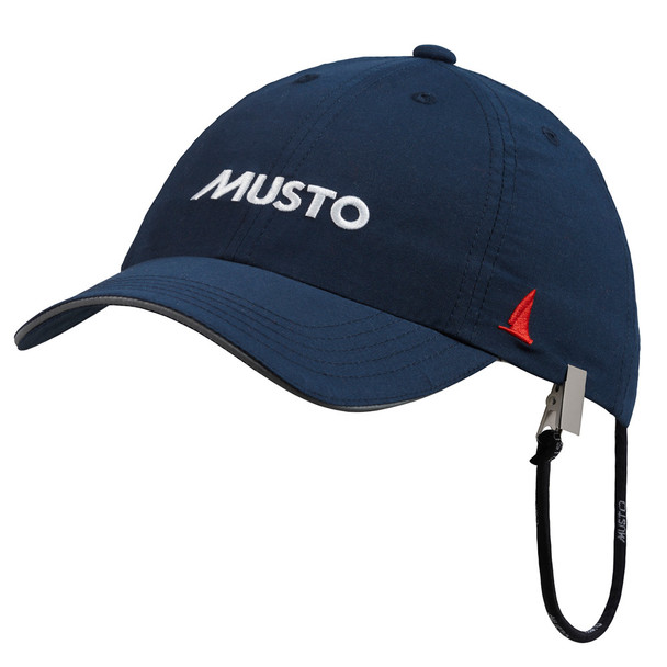 Musto Essential Fast Dry Junior Crew Cap in Navy