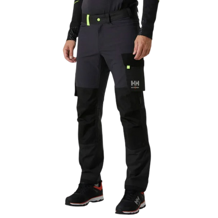 Helly Hansen Oxford 4x Work Pant Ebony Lifestyle_2
