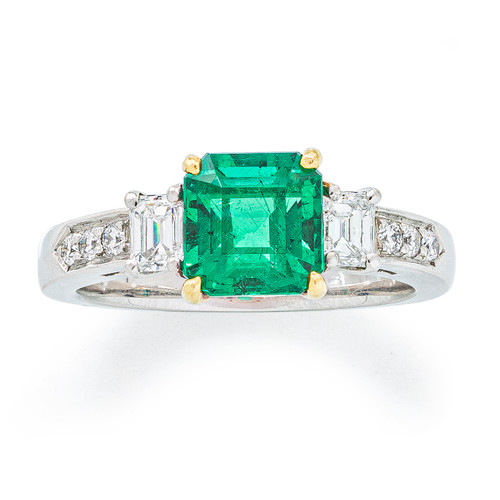 Emerald and Diamond Ring [1FEDX0661]