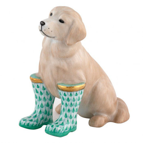 Rainy Day Retriever with Green Boots [GGFIG0064]