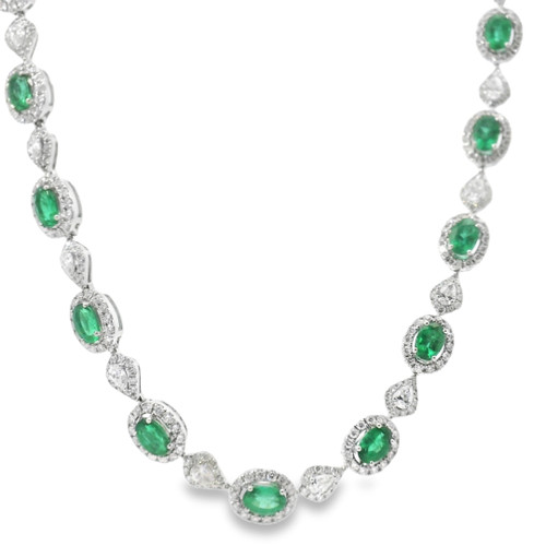 Emerald and Diamond Halo Necklace [JNOTH1187]