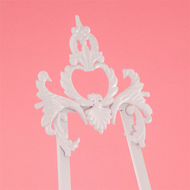 White Metal Easel - 165cm (1)