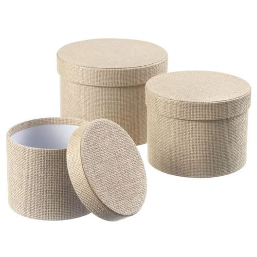 A Set of 3 Natural Textured Hat Boxes. A Set of 3 Natural Textured Hat Boxes.