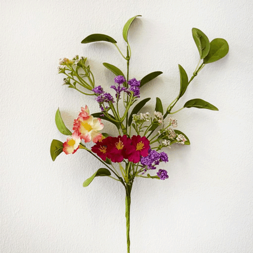 A Summer Pick, measuring approx. 28cm.