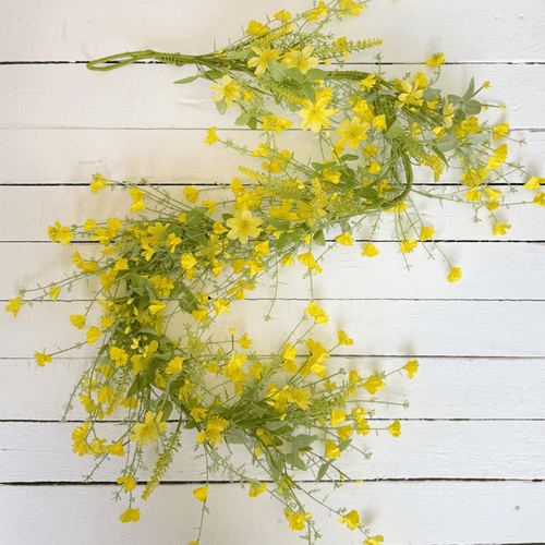 A Yellow Meadow Garland, measuring approx. 1.3m. A Yellow Meadow Garland, measuring approx. 1.3m.