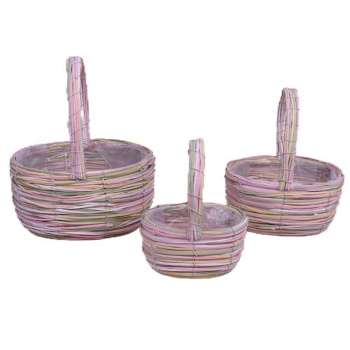A set of 3 pastel baskets in a Springtime shade.