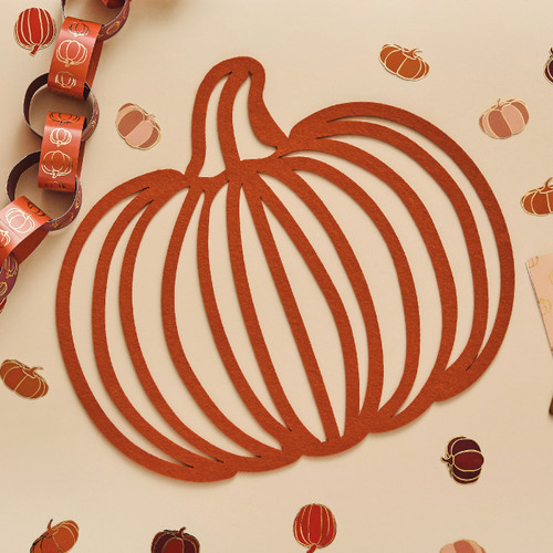A pack of 4 Orange Pumpkin Felt Place Mats.