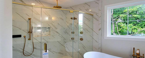 Choose Shower Glass and Hardware Like a Pro