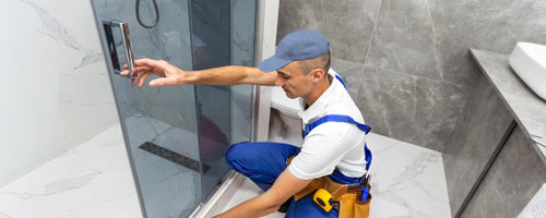 We Asked a Glass Professional for Tips on Shower Design. Here’s What He Said.