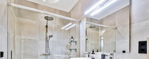 Which Type of Shower Door Is Right for My Space?