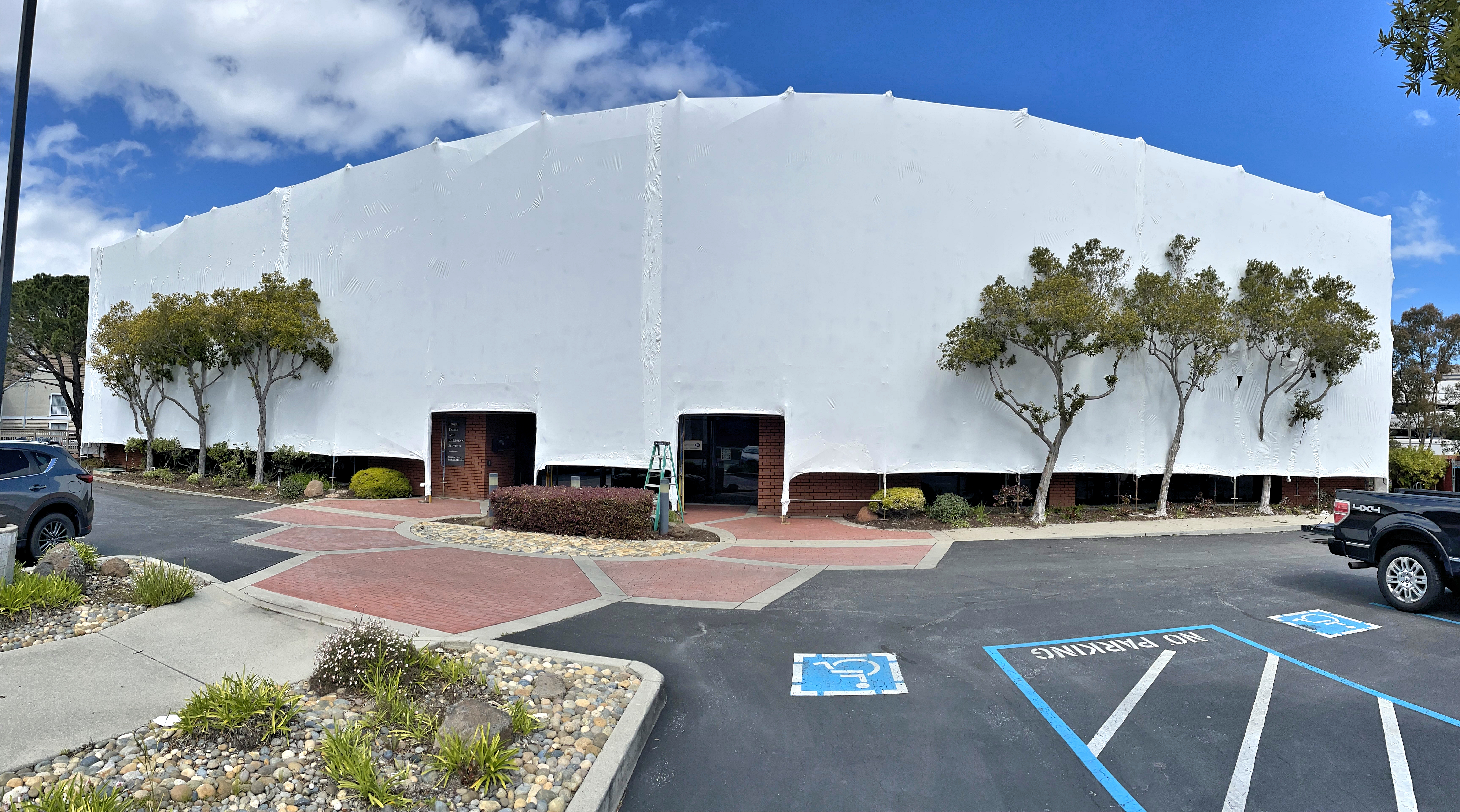 Construction shrink wrap roll