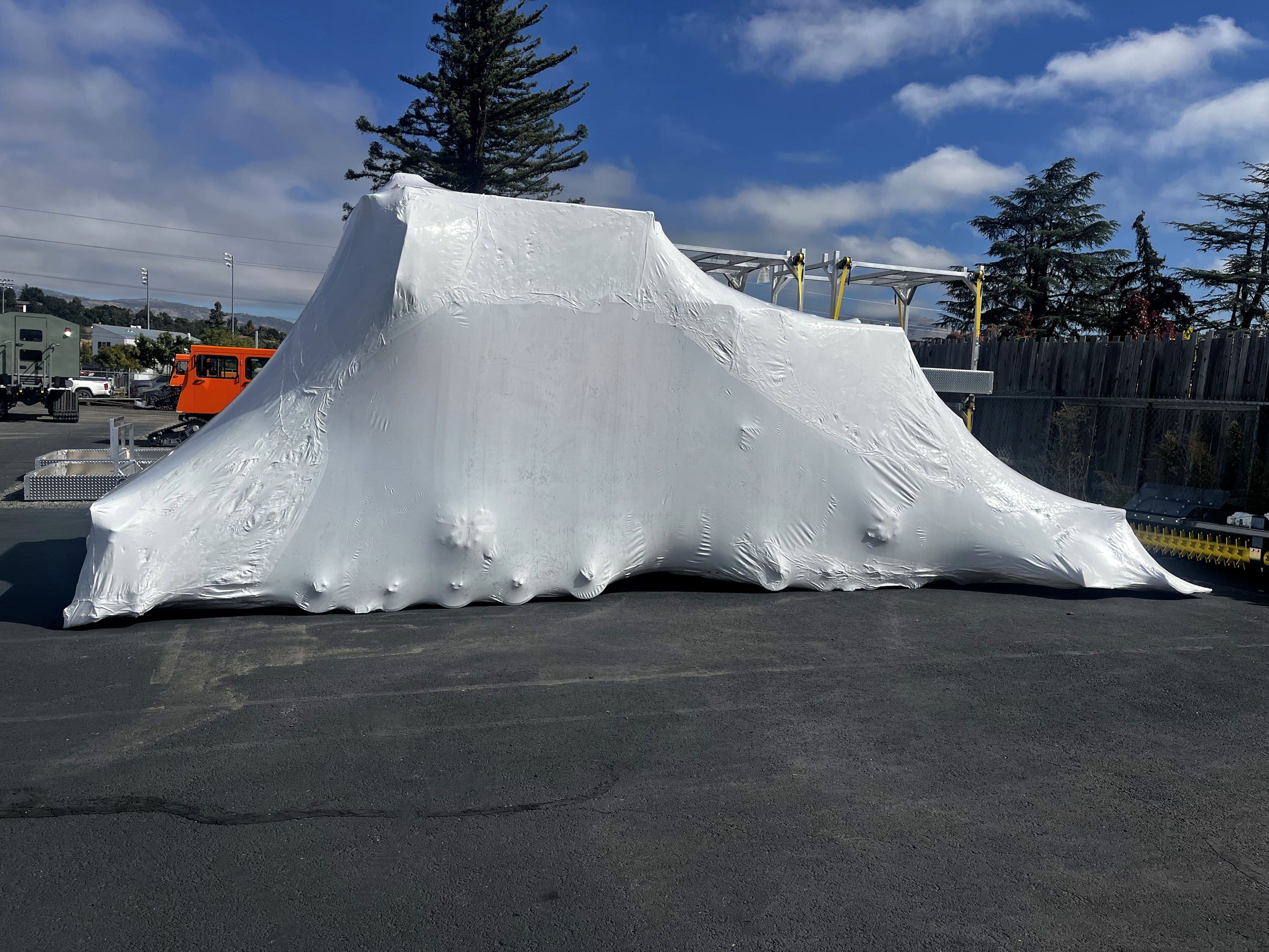 Tucker Sno-Cat 100% Wrap Side