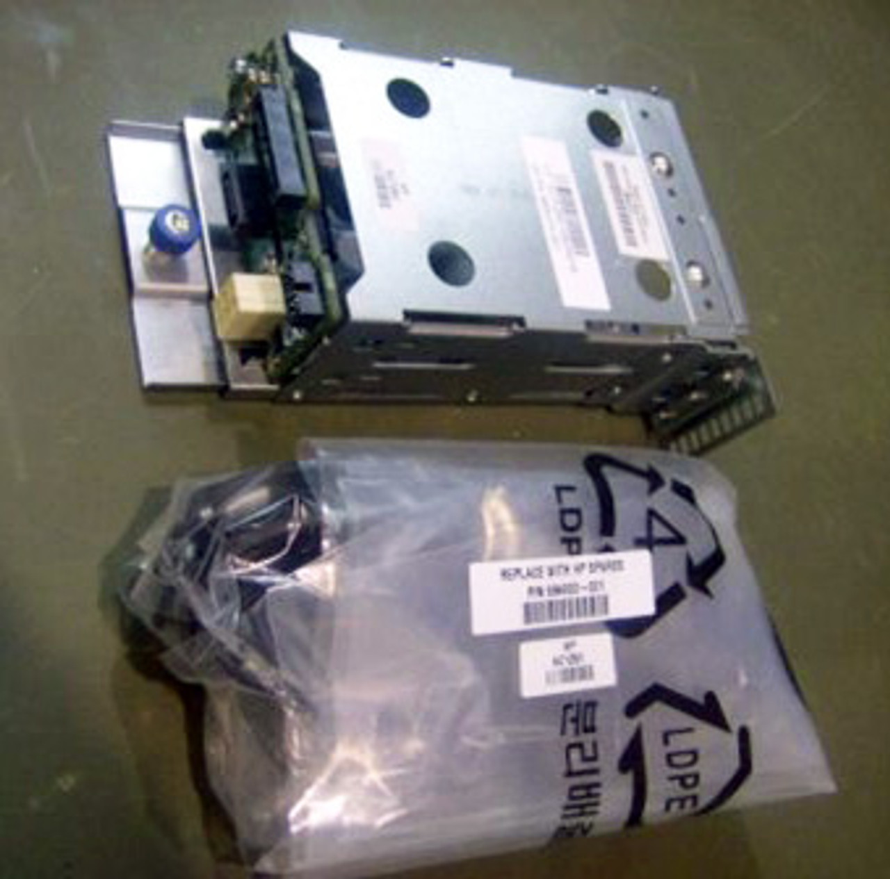 SPS-CAGE 2SFF REAR HDD MEDIA - 684900-001