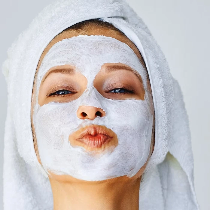 Facial Masks & Peels