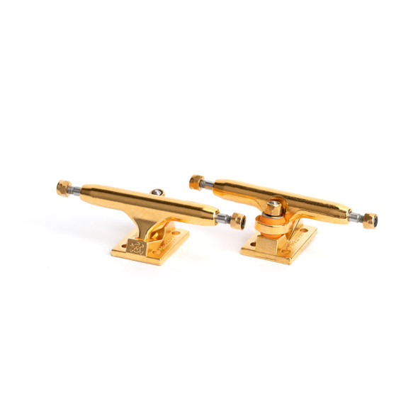 Blackriver Trucks Wide 3.0 - Gold 32mm (No Tool)
