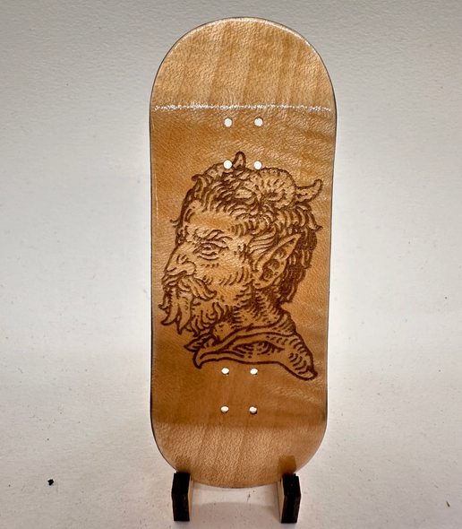 Livingwood Deck - The Devil - 30.3mm Classic