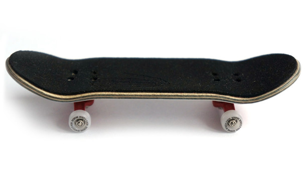 Close Up Complete G5.1 - Skull Hand Collage 33mm