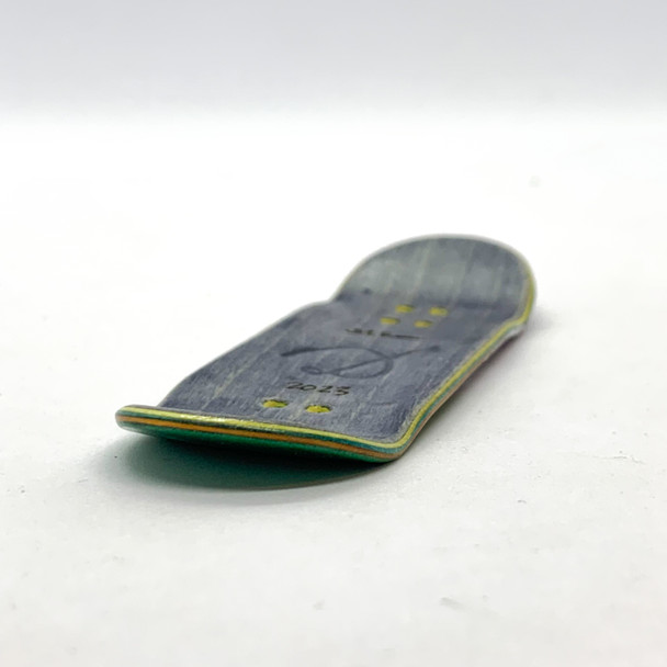 December Deck 32mm - FF Graphic Collab