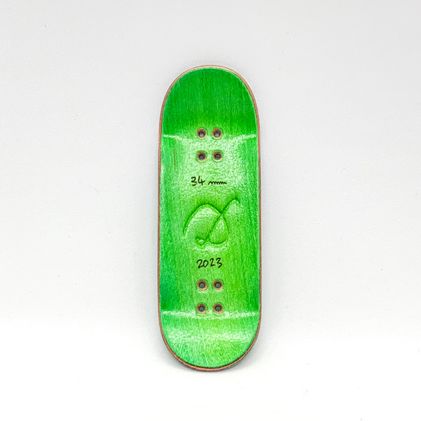 December Deck 31.5mm - FF Graphic Collab