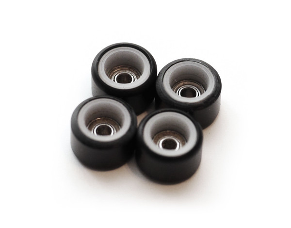 FlatFace Dual Durometer Bearing Wheels - White/Black