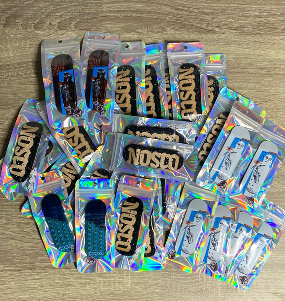Nosco Deck - NS3 Medium 33mm - Hands