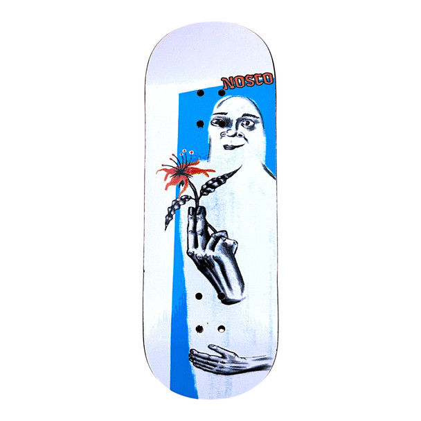 Nosco Deck - NS3 Medium 34mm - Hands