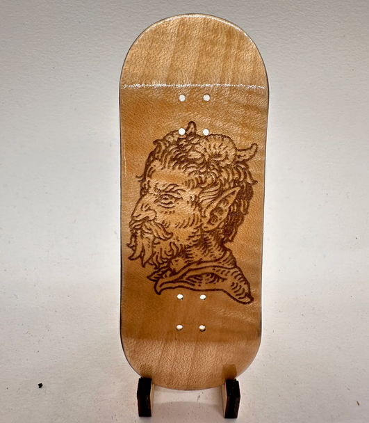 Livingwood Deck - The Devil - 30.3mm Classic