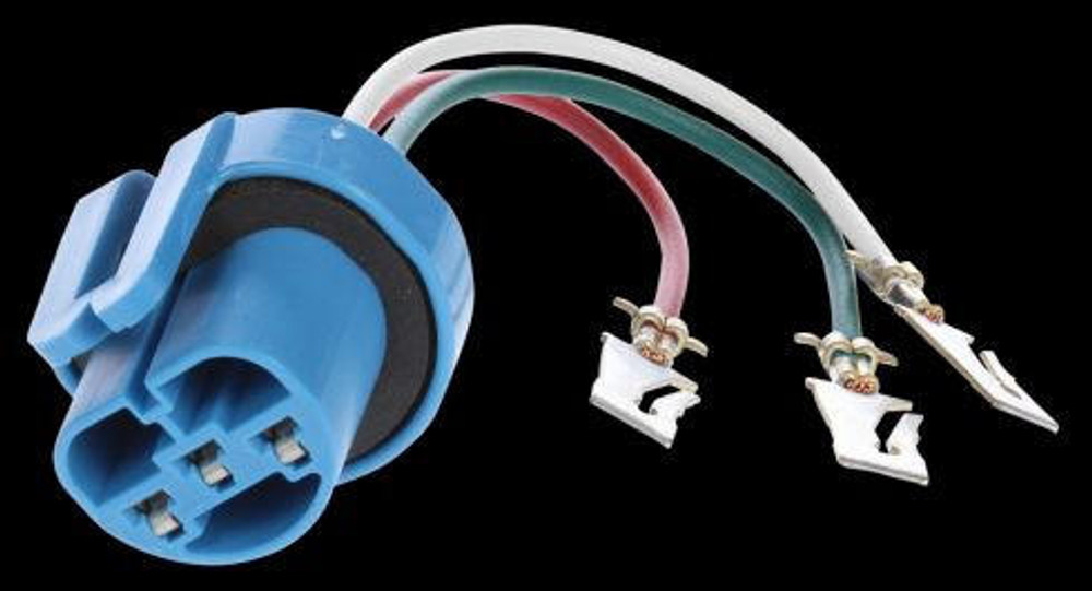 HeadLight Plug, 16 Gauge GPT Wire, H5 Connector, 3 Blade Terminal, 5.5 in.