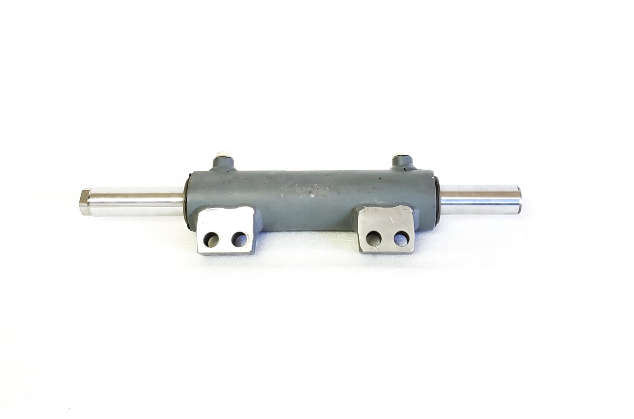Mahindra Tractor Power Steering Cylinder 007602002D1Reubicon