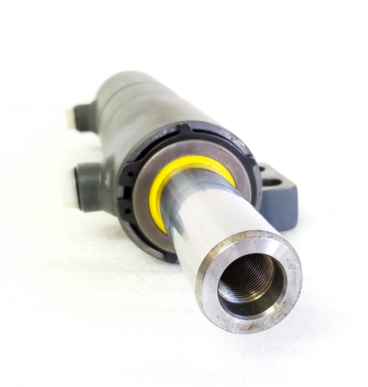 Mahindra Tractor Power Steering Cylinder 007602002D1Reubicon