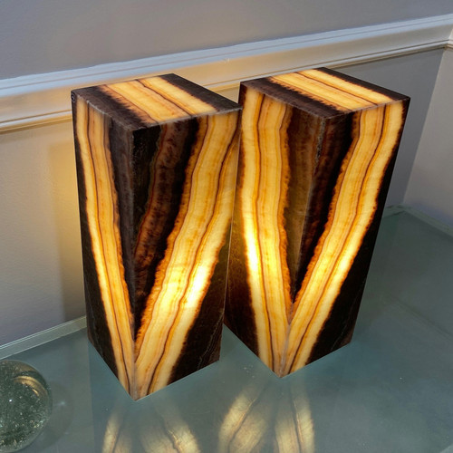 Deep Fire Onyx desk lamp, 16"  - The wonder of Nature