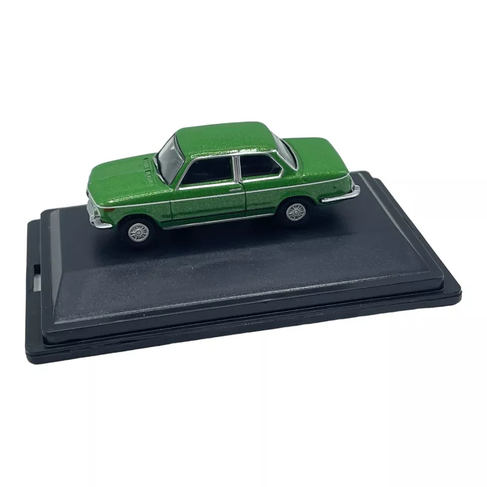 Green BMW 2002 Diecast 1:76 - Way Motor Works