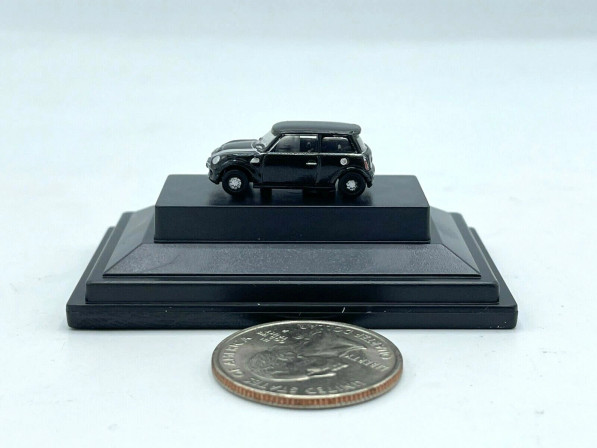 Midnight Black R56 Hatchback Diecast Model 1:148