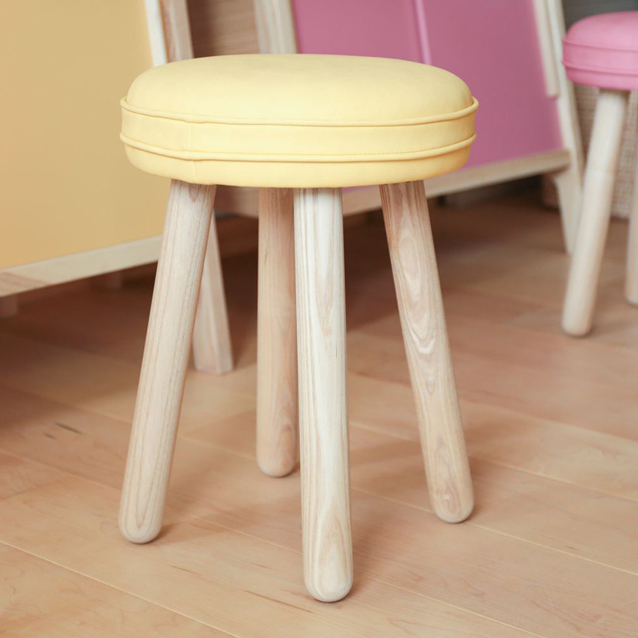 Macaron Stool