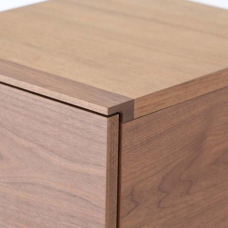 SHIRAKAWA Plain 2-Door High Cabinet