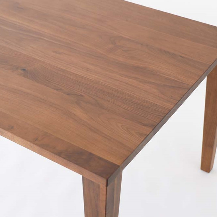 SHIRAKAWA PLATZ  Table
